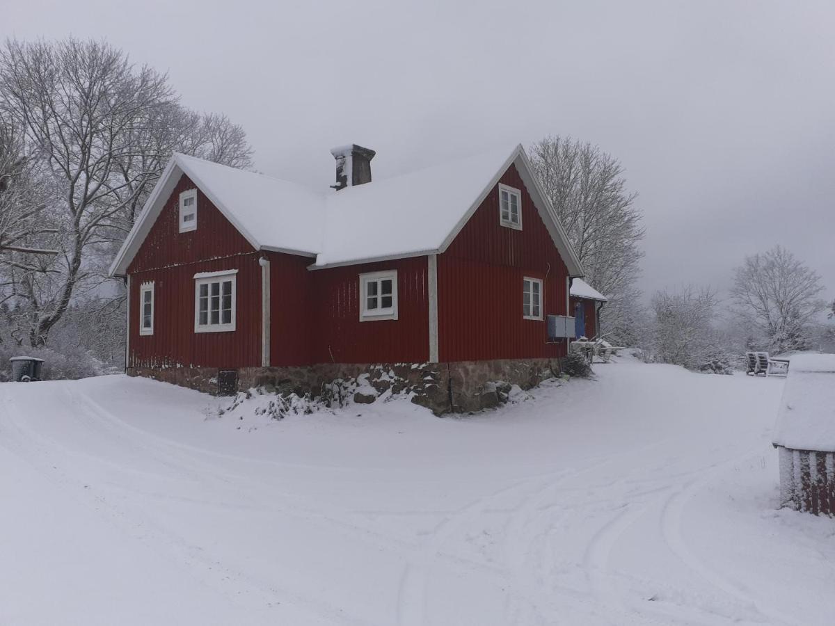 Stroenhult Farmhouse By The Lake Stronhult Exterior foto