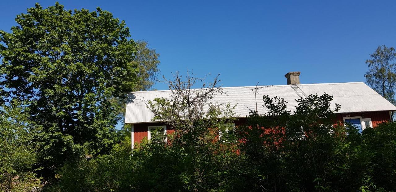 Stroenhult Farmhouse By The Lake Stronhult Exterior foto
