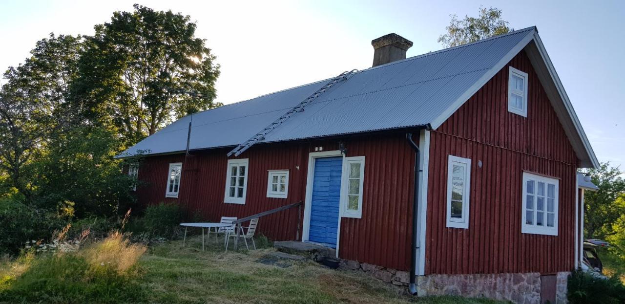 Stroenhult Farmhouse By The Lake Stronhult Exterior foto